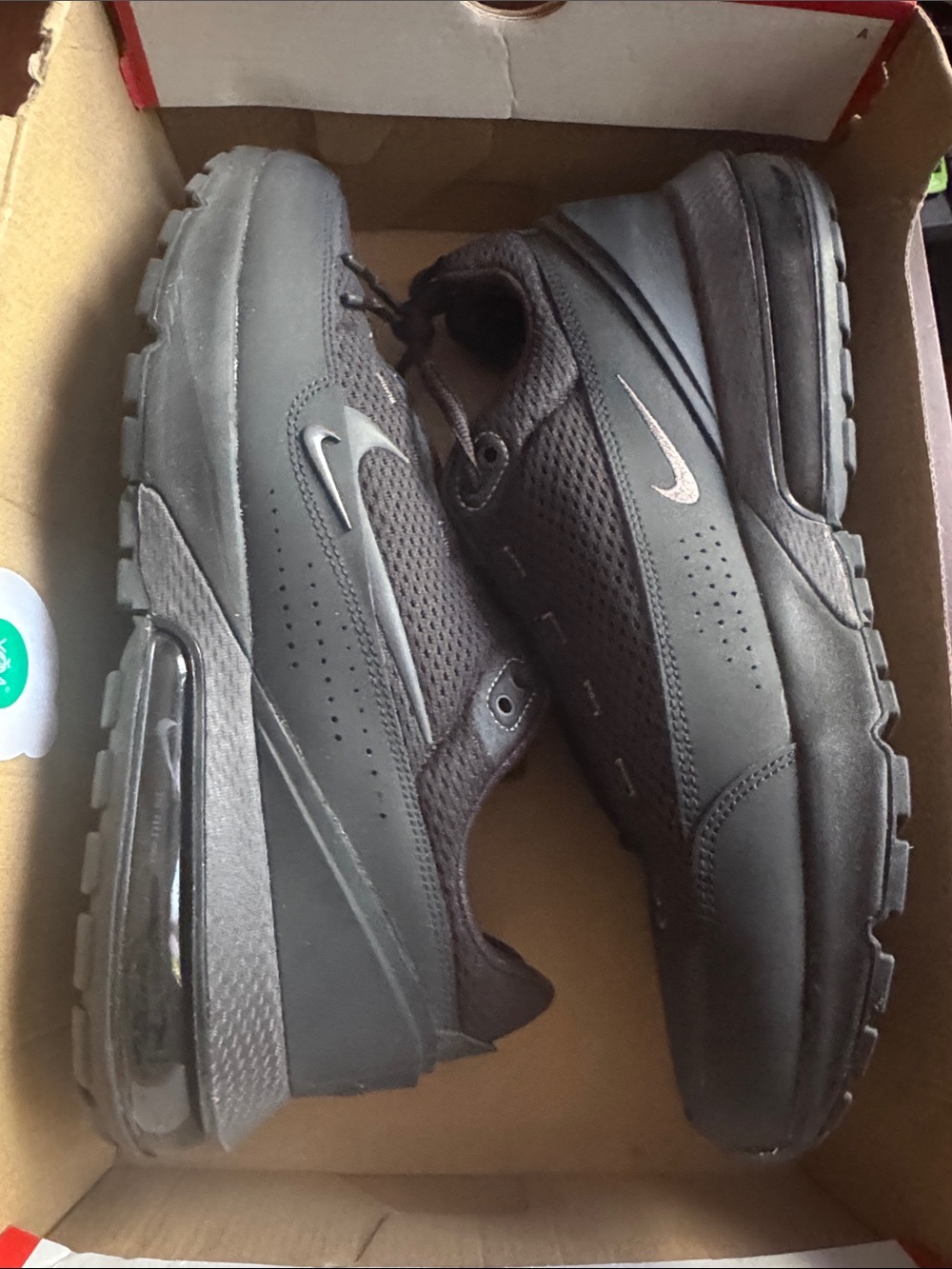 Nike Men’s Black Air Max Pulse